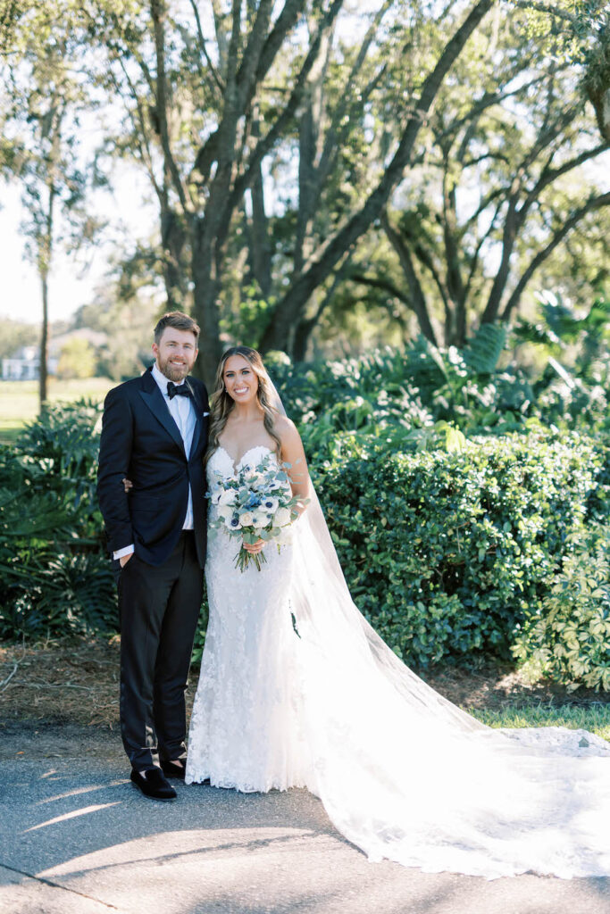 country club of orlando wedding portrait