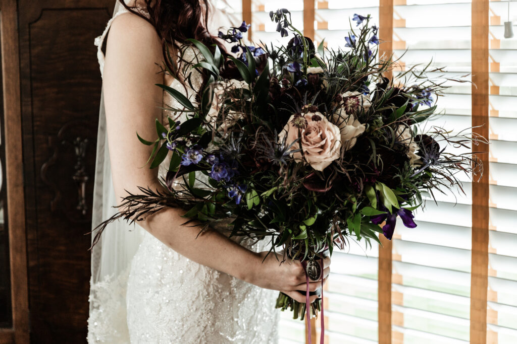 moody colors wedding bouquet